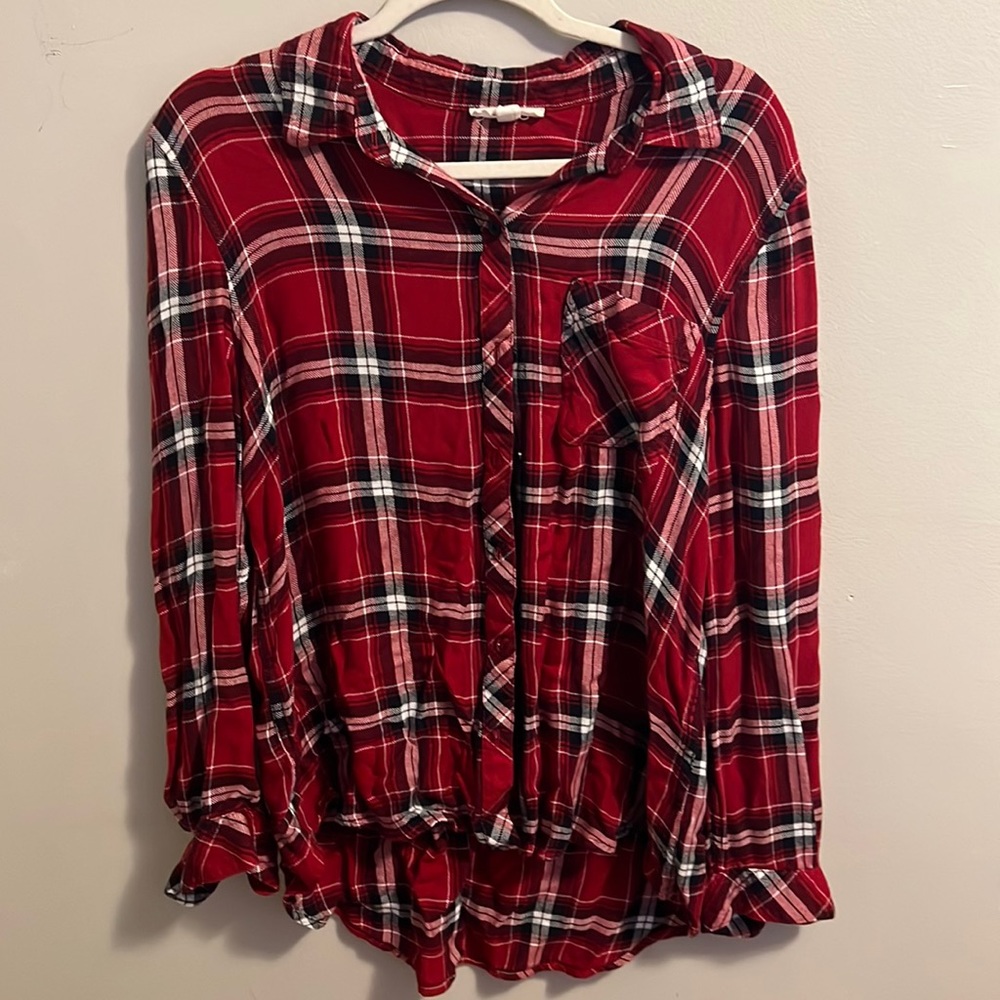 Red black and white plaid flannel, light weight. Size L. Gently worn